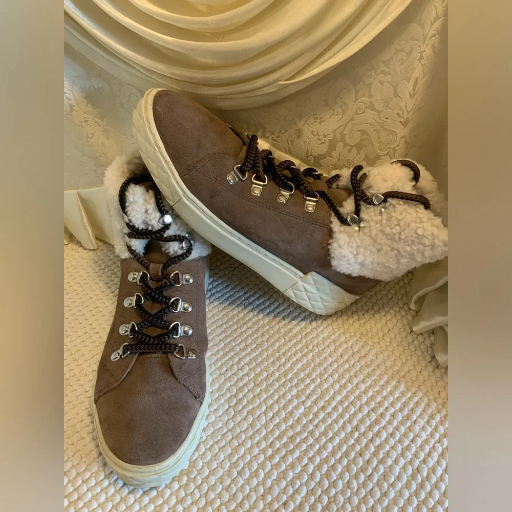 MARC FISHER SNEAKERS/HIKING BOOTS